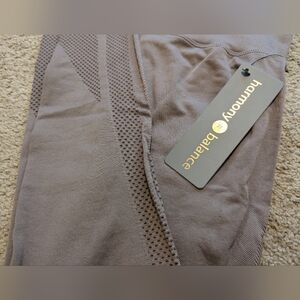 Harmony Balance Leggings NWT size Medium